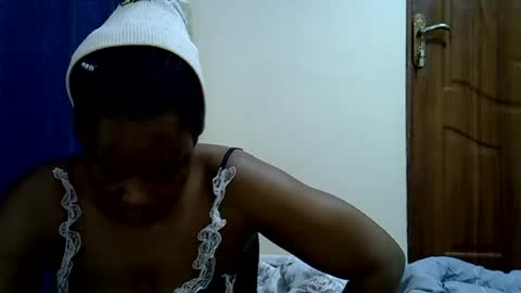 Crazybeibe online show from 07/04/26, 07:03