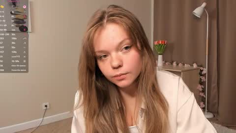 Julie online show from 04/21/26, 07:50