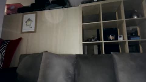 Snapshot of berg_boy chatting on 12/16/25, 06:57 Martin online show from 12/16/25, 06:57