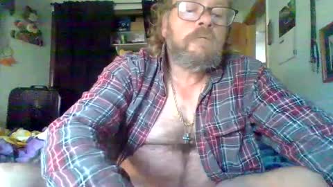 Snapshot of bergeeric1970 chatting on 09/13/25, 09:03 bergeeric1970 online show from 09/13/25, 09:03