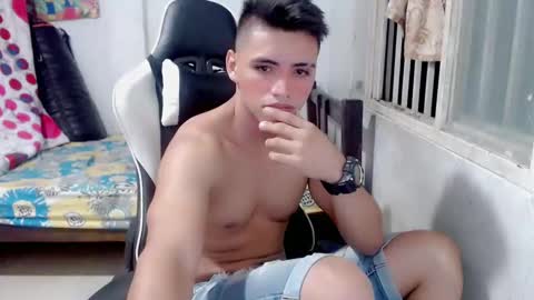 Bergon77 online show from 01/29/25, 12:22