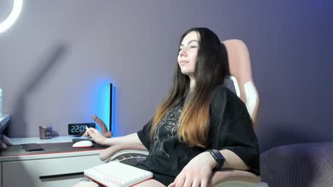 Snapshot of beriesniks chatting on 01/15/25, 03:07 BeriesNiks online show from 01/15/25, 03:07