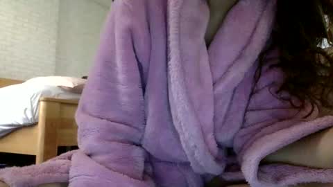 tixxie  online show from 03/05/25, 01:21