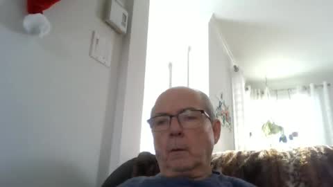 bernard1102 online show from 11/29/25, 04:10