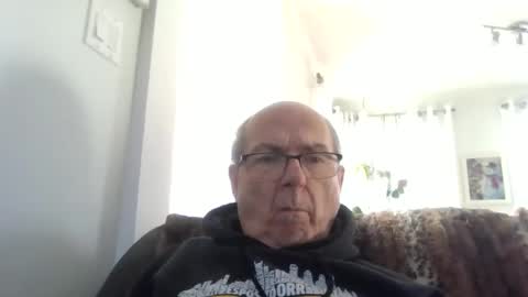 bernard1102 online show from 12/03/25, 03:10