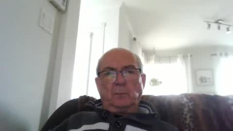 bernard1102 online show from 04/30/26, 01:39