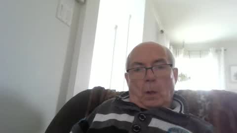 bernard1102 online show from 05/01/26, 03:49