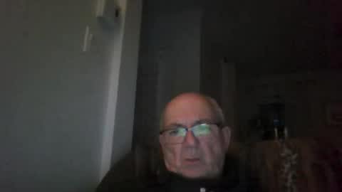 Snapshot of bernard1102 chatting on 05/22/26, 01:13 bernard1102 online show from 05/22/26, 01:13