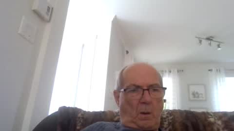 bernard1102 online show from 07/04/26, 01:17