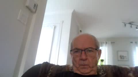 bernard1102 online show from 07/09/26, 11:03