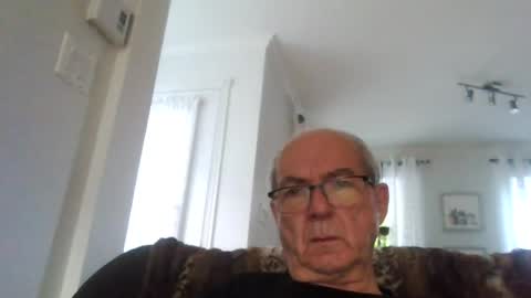 bernard1102 online show from 07/10/26, 10:40