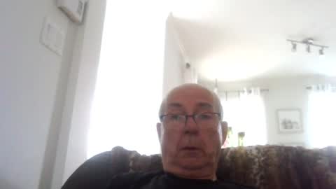 bernard1102 online show from 07/25/26, 04:37