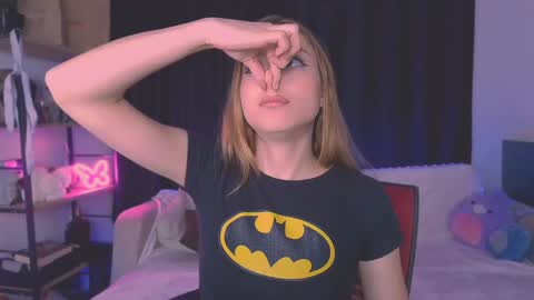 Snapshot of bernardaboons chatting on 12/08/24, 04:50 bernardaboons online show from 12/08/24, 04:50