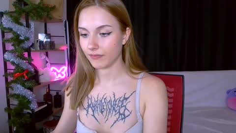 Snapshot of bernardaboons chatting on 01/13/25, 03:36 bernardaboons online show from 01/13/25, 03:36