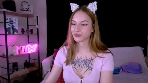 Snapshot of bernardaboons chatting on 02/13/25, 11:50 bernardaboons online show from 02/13/25, 11:50