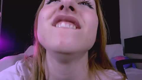 Snapshot of bernardaboons chatting on 02/22/25, 04:30 bernardaboons online show from 02/22/25, 04:30