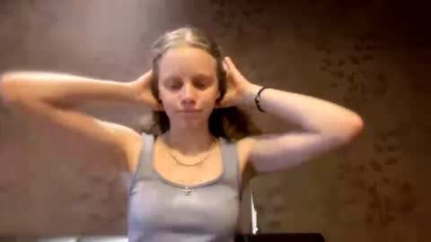 Sophia online show from 09/23/25, 11:13
