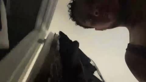 berriess_ online show from 12/04/25, 01:31