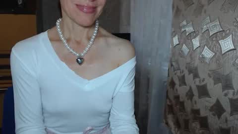 Snapshot of berry2024 chatting on 09/10/25, 05:18 berry2024 online show from 09/10/25, 05:18