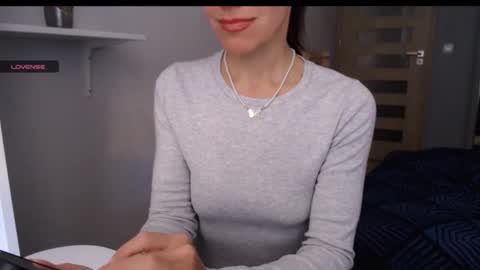 Snapshot of berry2024 chatting on 10/05/25, 06:01 berry2024 online show from 10/05/25, 06:01