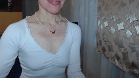 Snapshot of berry2024 chatting on 11/20/25, 05:40 berry2024 online show from 11/20/25, 05:40