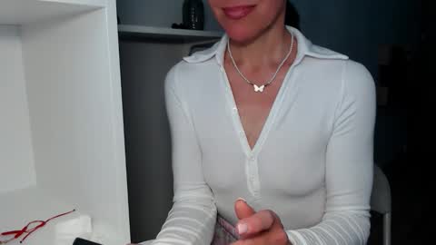 berry2024 online show from 05/05/26, 05:59