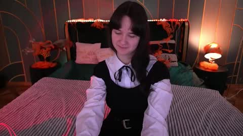 Violette online show from 10/26/25, 07:25