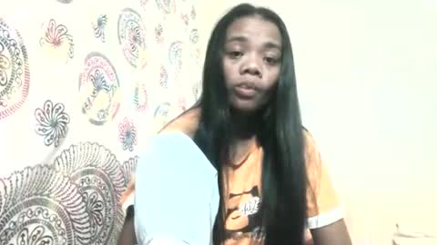berthine99996 online show from 05/27/26, 07:22