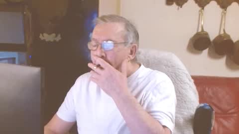 jean online show from 02/11/25, 12:06