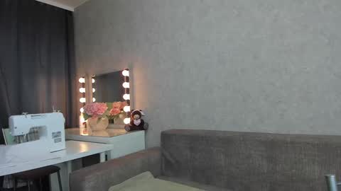 Snapshot of best__angelica chatting on 02/10/25, 12:50 best__angelica online show from 02/10/25, 12:50