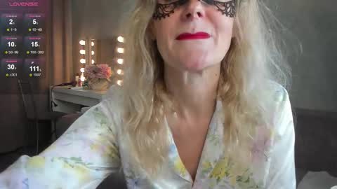 Snapshot of best__angelica chatting on 09/09/25, 04:28 best__angelica online show from 09/09/25, 04:28
