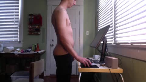 Snapshot of best_triam chatting on 02/16/25, 07:49 best_triam online show from 02/16/25, 07:49