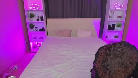 Danny and Kira online show from 02/13/25, 02:31