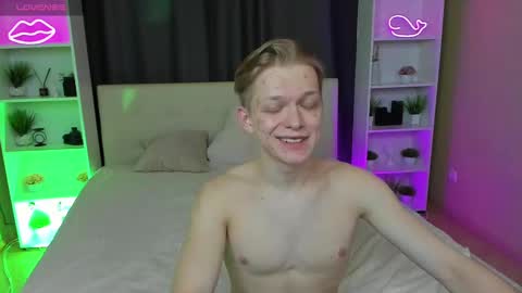 Danny and Kira online show from 02/21/25, 05:31