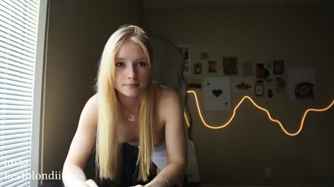 Chloe Next stream on Friday online show from 03/03/25, 08:54