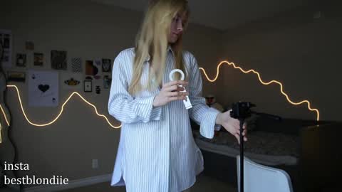 Chloe Next stream on Friday online show from 03/07/25, 05:38