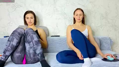 Hellen and Natali online show from 02/20/26, 06:26