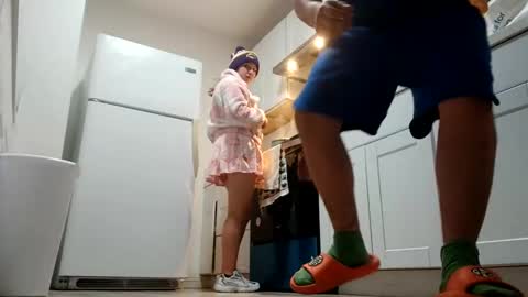 Snapshot of bestia_bella_sex chatting on 01/20/25, 02:22 Rugal y angel online show from 01/20/25, 02:22