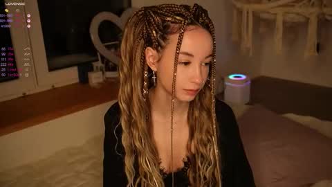 Snapshot of bestie_baby chatting on 01/14/26, 03:12 Emely online show from 01/14/26, 03:12