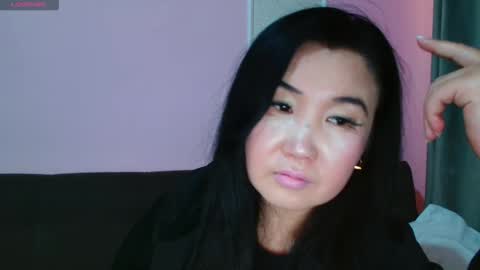 Bet Lu online show from 10/15/25, 04:56