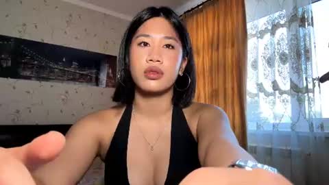 Snapshot of bethaniesalassi chatting on 07/25/26, 02:25 Naomi online show from 07/25/26, 02:25