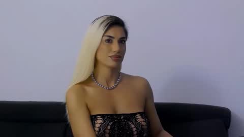 bethierusse online show from 10/13/25, 04:34