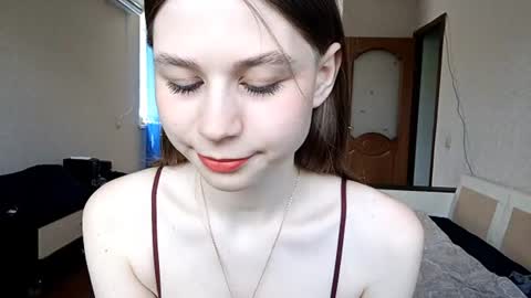 Leila online show from 06/17/26, 09:12