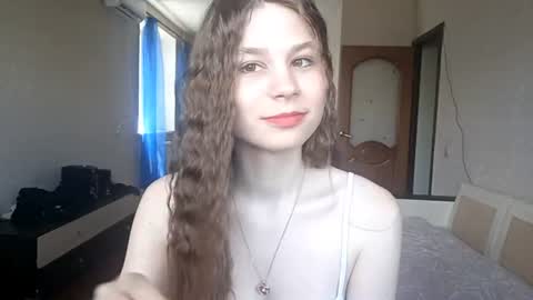 Leila online show from 06/18/26, 09:14