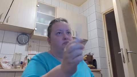 bethnorth online show from 10/20/25, 02:23