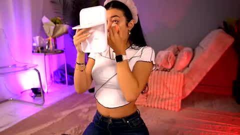 Betty online show from 09/24/25, 04:05