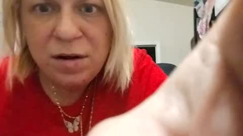 betsygore78 online show from 02/06/25, 10:59