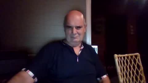 betta1 online show from 10/18/25, 11:38