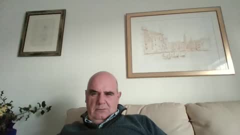 betta1 online show from 12/17/25, 04:24