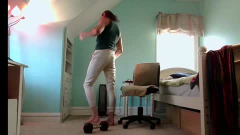 Snapshot of betterwithu2 chatting on 01/04/25, 09:31 betterwithu2 online show from 01/04/25, 09:31